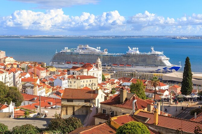 Lisbon Small Group Shore Excursion: Pena Palace, Sintra, Cascais - Key points at a glance