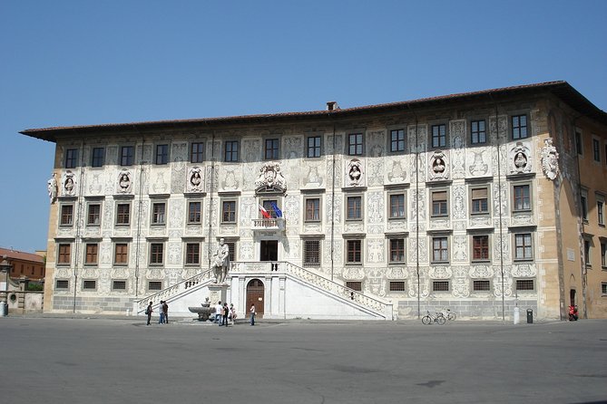 Livorno Shore Excursion: Pisa, Lucca and wine experience Private Day Trip - The private minivan matters on a cruise day