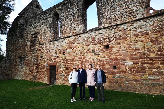 Loch Ness Shore Tour from Invergordon - Guides who shape the day