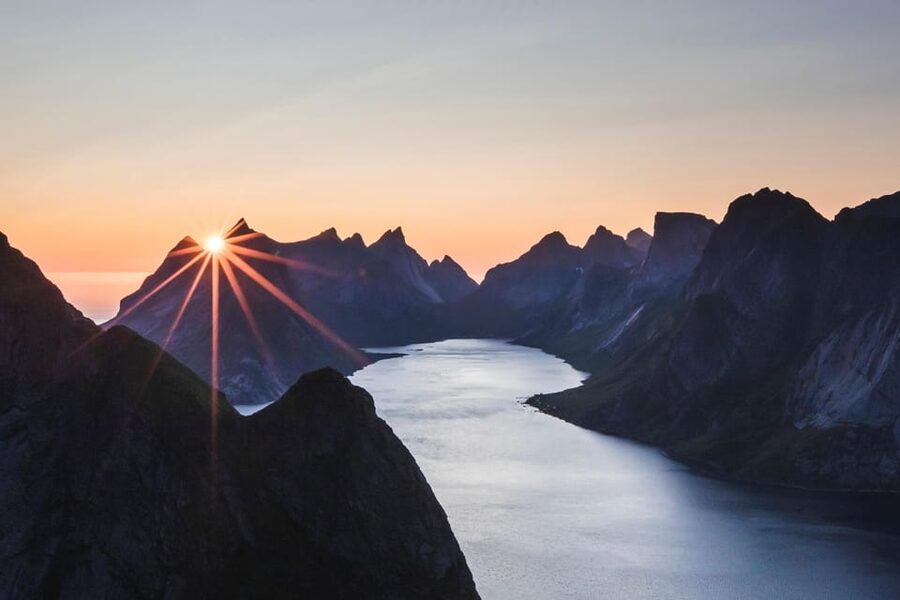 Lofoten: Private tour for cruise visitors (from Leknes) - Reine and Moskenesøy’s sharp peaks
