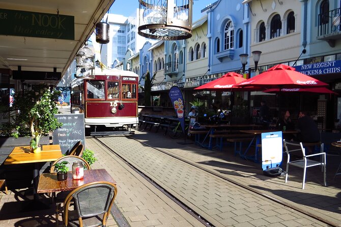 Lyttelton Shore Excursion: Christchurch Sightseeing with Antarctic Center - Riverside Market is a useful lunch stop