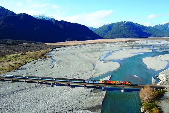 Lyttelton Shore Excursion: Christchurch Sightseeing with Jet Boating - Riverside Market and free time for lunch