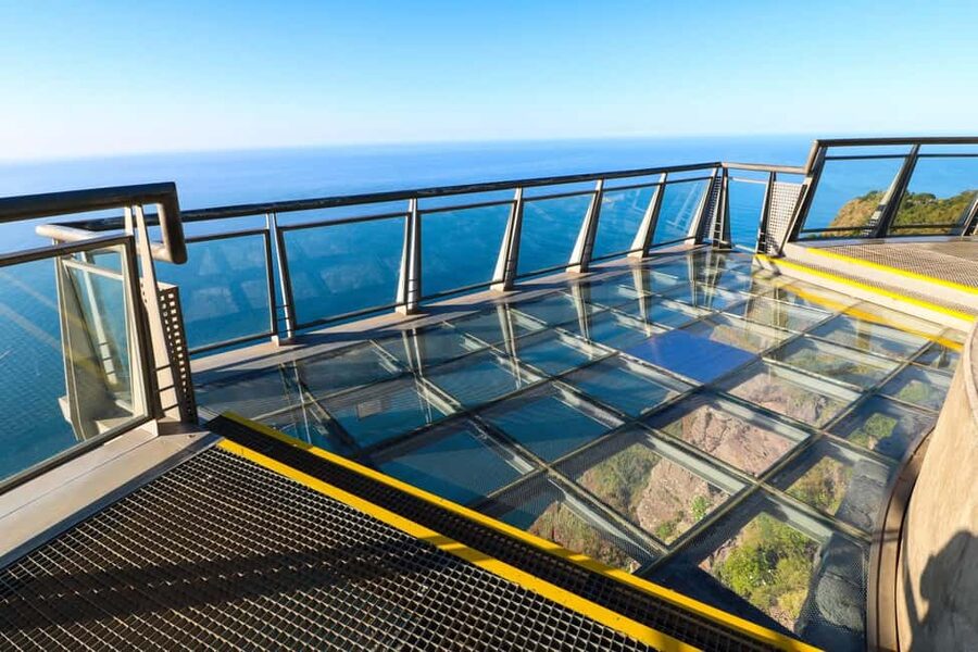 Madeira: Private Tour for Cruise Ship Passengers - Meeting your driver at Funchal Cruise Port