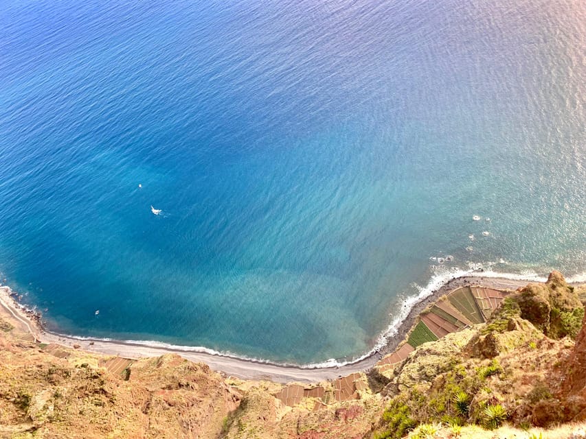 Madeira South Tour: Cabo Girão, Waterfalls for Cruise Ship - Cabo Girão puts you on the glass