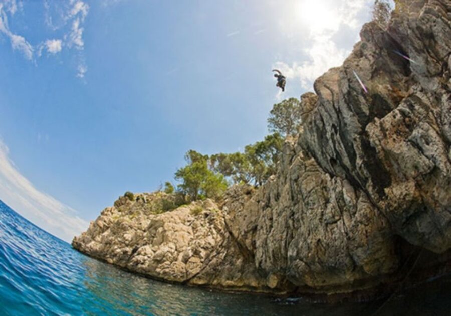 Mallorca: Cliff Jumping Adventure for Cruise Passengers - The sea zip line adds a different kind of thrill