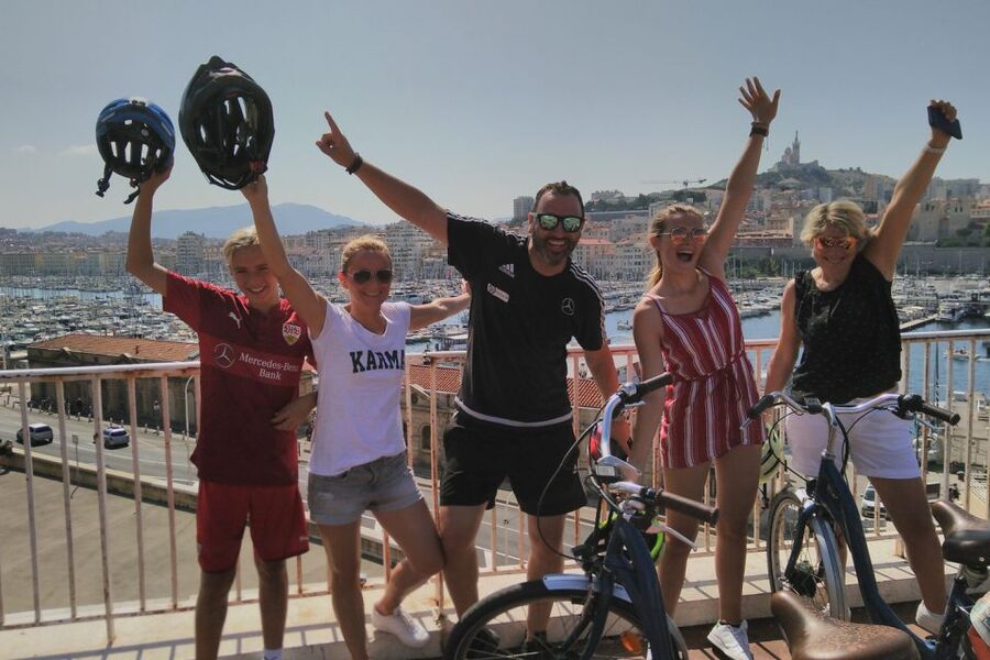 Marseille: Calanques Shore Excursion Electric Bike Day Tour - Parks and Marseille’s green side