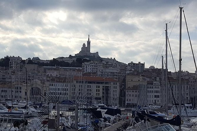 Marseille Shore Excursion: City Sightseeing Tour of Marseille - Finding the AMAM meeting point at the cruise terminal