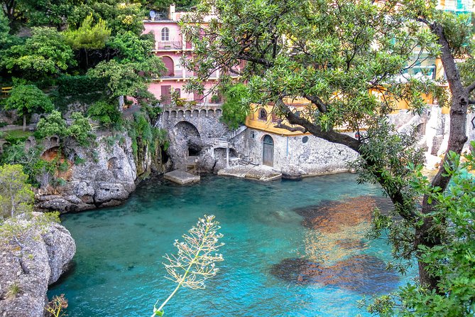 Monterosso and Portofino Shore Excursion from La Spezia - The driver makes the difference on this route