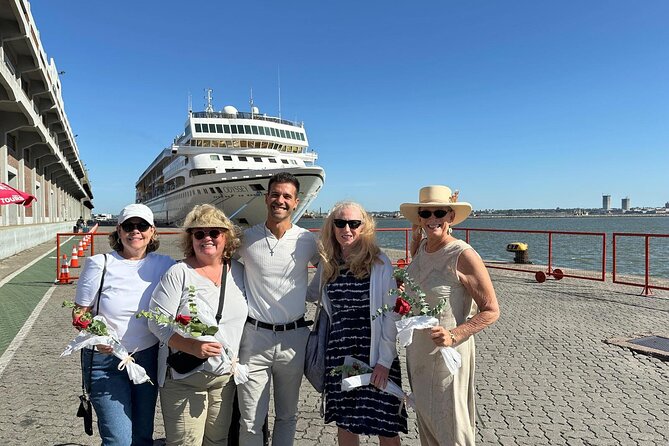 Montevideo Highlights: Shared City Tour for Cruise Passengers - MAM is the best stop for food and local products