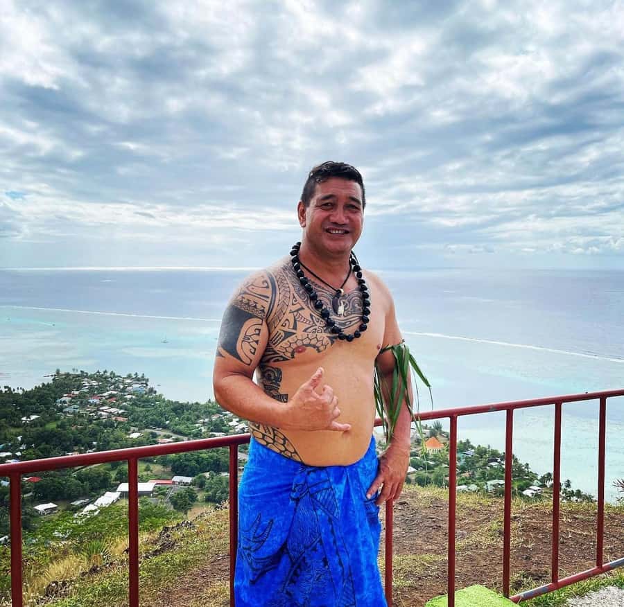 Moorea Cruise Ships 4x4, Belvedere Magic mount PRIVATE Tours - Seeing Moorea’s best sights in one four-hour circuit