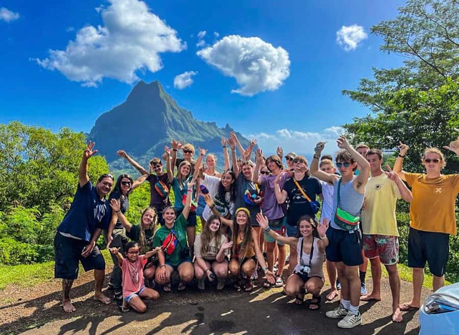 Moorea Cruise Ships 4x4, Belvedere Magic mount PRIVATE Tours - What the private 4x4 format really changes