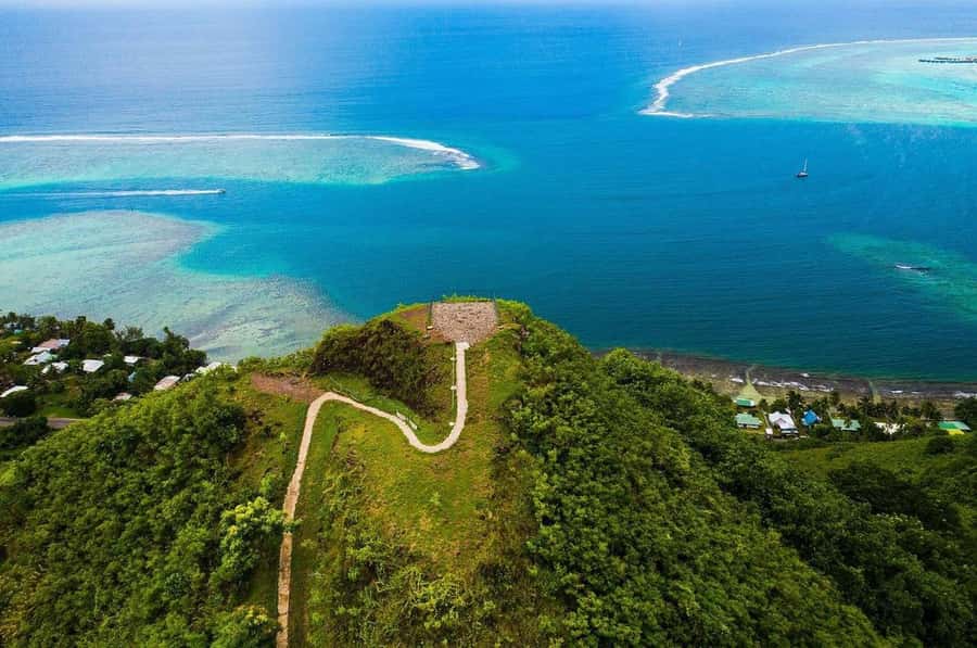 Moorea Cruise Ships 4x4, Belvedere Magic mount PRIVATE Tours - Belvedere Lookout and Moorea’s volcanic interior