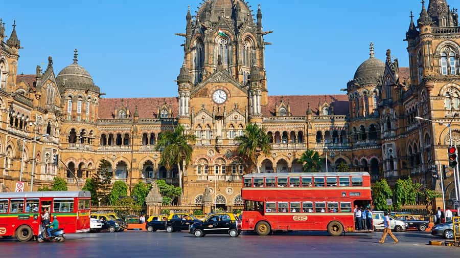 Mumbai Shore Excursion - Dhobi Ghat and the working side of Colaba