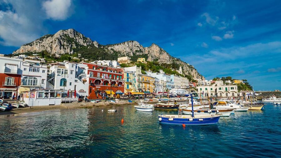 Naples: Capri, Sorrento, and Pompeii Shore Excursion - Timing, weather, and what to bring