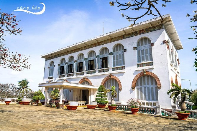 Phu My Shore Excursion: A Wonderful Day in Vung Tau City - The private vehicle and port pickup