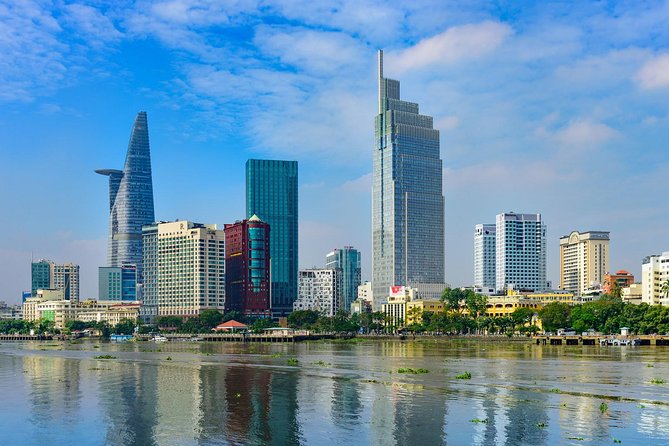 Phu My Shore Excursion: Best of Private Ho Chi Minh City Tour - The long road from Phu My Port to Saigon
