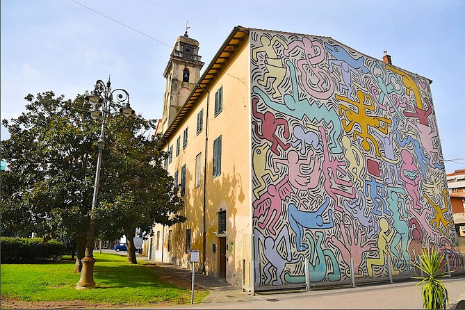 Pisa Half-Day Private Shore Excursion from the Port of La Spezia - Keith Haring’s Tuttomondo mural