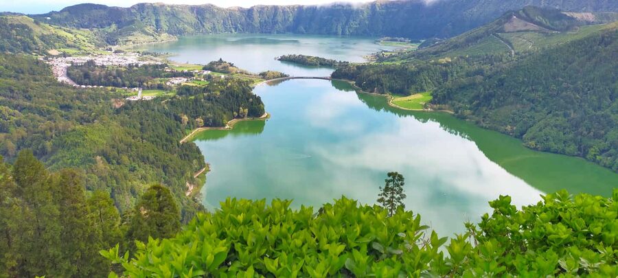 Ponta Delgada: Sete Cidades Volcano Lakes Shore Excursion - Why Sete Cidades makes a good shore excursion