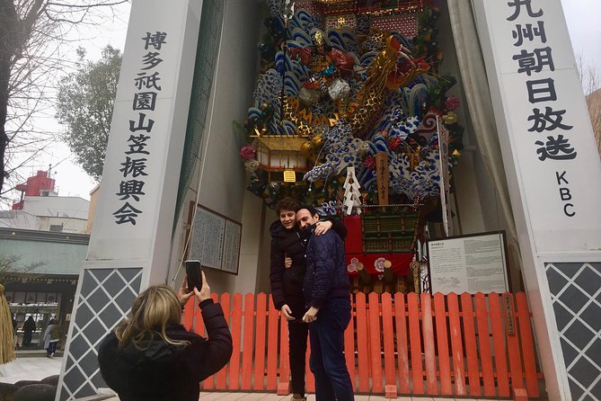 Port Pick-Up: Hakata Private Tour Licensed Guide& Vehicle - Markets, yatai, and the taste of Hakata