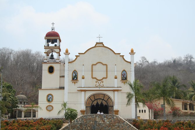 Premium Shore Excursion & Local Culture Tour - Key points at a glance