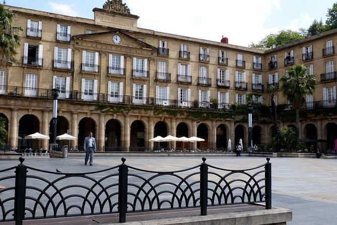 Private 4-hour City Tour of Bilbao with Hotel or Cruise Port pick-up - Why this four-hour Bilbao tour works for a short stay