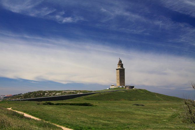 Private 4 hour Tour of A Coruña with Hotel or Cruise Port pick-up - Torre de Hércules: the essential A Coruña stop