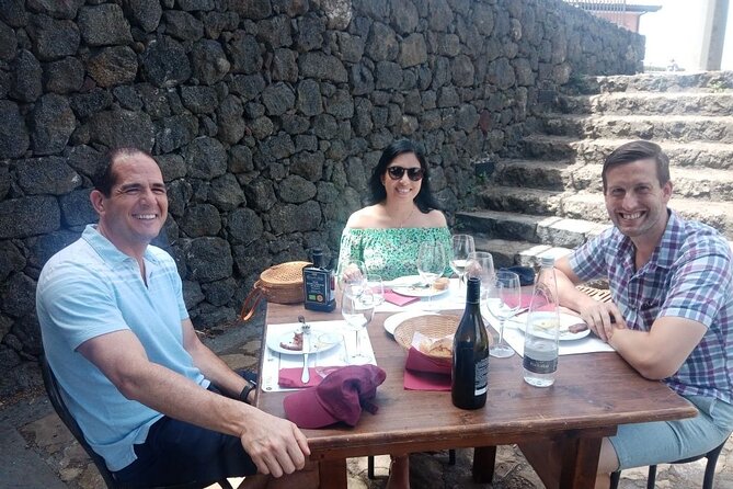 Private Etna tour from Messina Cruise Terminal+ Lunch at Winery - Why a private car is worth the higher price