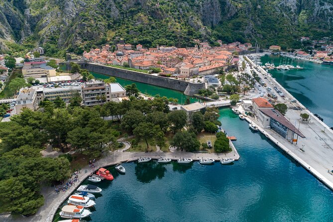 Private Gastro Cruise: Blue Cave & Organic Seaside Lunch - The Risan mussel farm lunch