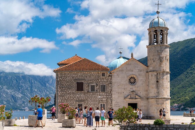 Private Gastro Cruise: Blue Cave & Organic Seaside Lunch - Who will enjoy this Kotor excursion?