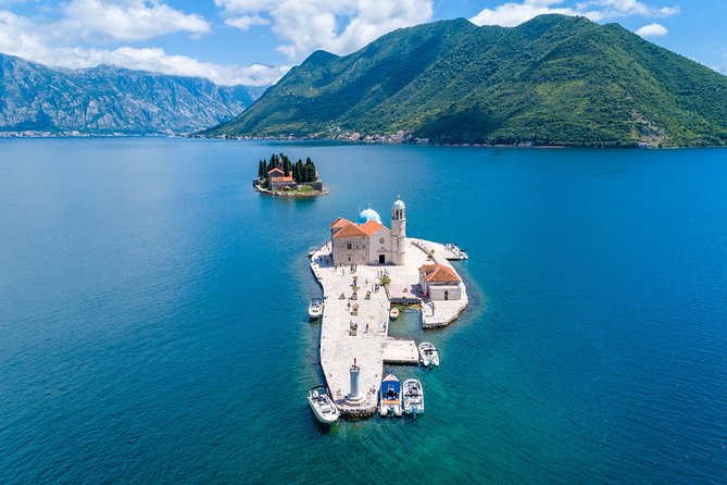 Private Gastro Cruise: Blue Cave & Organic Seaside Lunch - Weather, timing, and small practical details