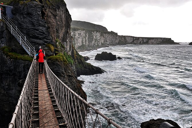 Private Giants Causeway Tour From Belfast Cruise Terminal - Carrick-a-Rede and the rope bridge decision