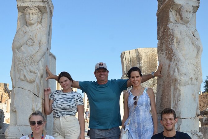Private Guided Ephesus Tour for Cruise Travelers - Meeting your guide at Kusadasi cruise port