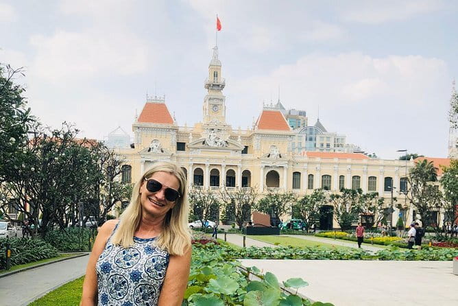 Private Ho Chi Minh City Tour from Port & Vietnamese Egg Coffee - Notre Dame Cathedral and the Central Post Office