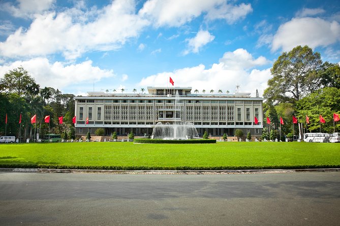 Private Ho Chi Minh City Tour - Shore Excursions - Local Markets: Your First Taste of Saigon