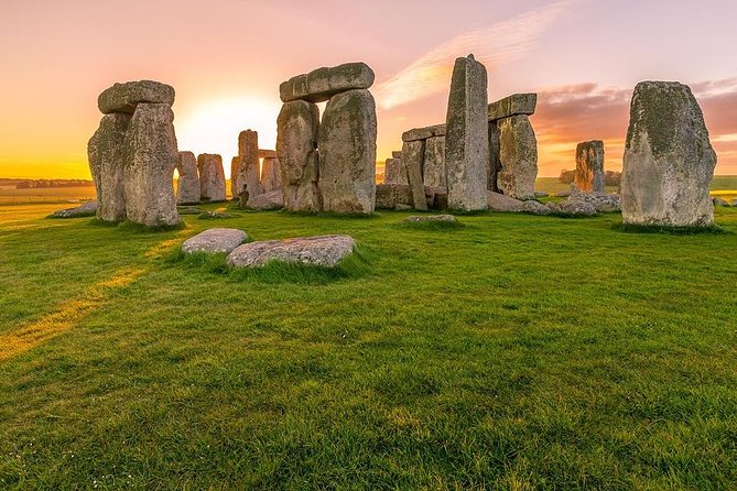 Private Pre Cruise Excursion Transfer London to Southampton Port Via Stonehenge - Key points to know before booking