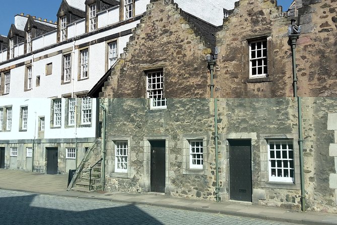 Private Shore Excursion: Edinburgh City and Rosslyn Chapel - Edinburgh Castle: the citadel above the city