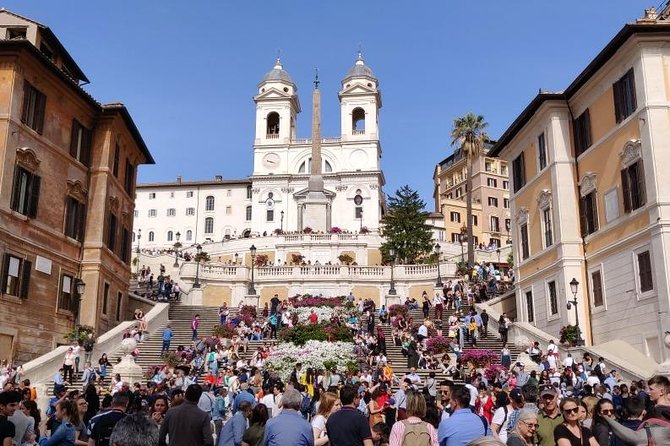 Private Shore Excursions from Civitavecchia Port: Rome highlights and the Catacombs - The Colosseum and its ticket question