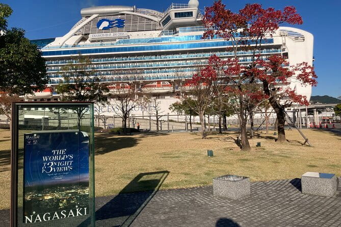 Private shore excursions in Kyushu, Japan - Fukuoka: temples, shrines, food, and a garden