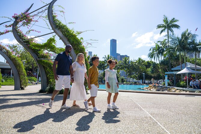 Private Shore Excursions with Lone Pine Koala Sanctuary Visit - What the guide adds to the experience