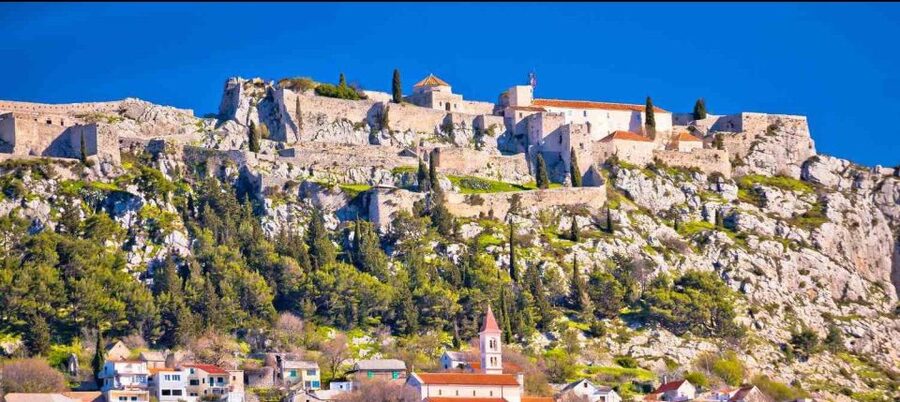 Private Split and Klis Fortress: A Unique Shore Excursion - Exploring Klis Fortress and its 10 euro admission