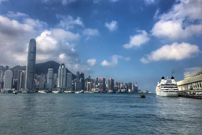Private tour - custom shore excursion for cruise passengers - 7 hours - Public transport is part of the value
