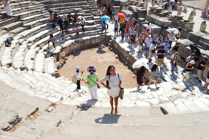 Private Tour : Kusadasi Cruise Port to Ephesus - Entering Ephesus at Magnesia Gate