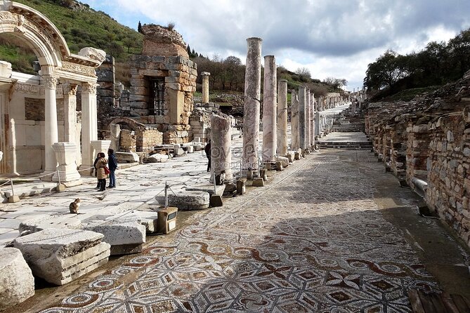Private Tour to Ephesus, Virgin Mary, and Artemis Temple From Cruise Ship/Hotel - The House of the Virgin Mary and its quiet setting