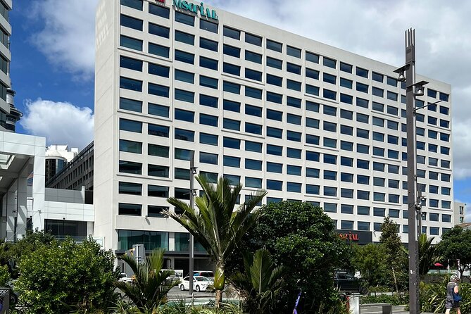 Private Transfer From Auckland CBD Hotels To Cruise Ship - Arriving at the cruise terminal
