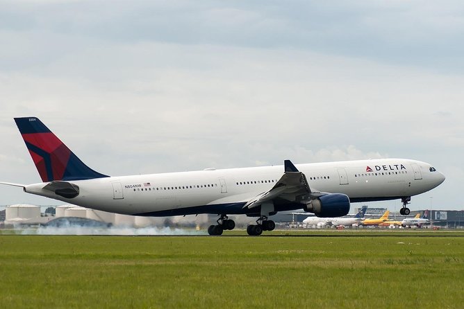 Private Transfer from the Cruise Port Amsterdam to AMS Schiphol - Who gets the most from this transfer