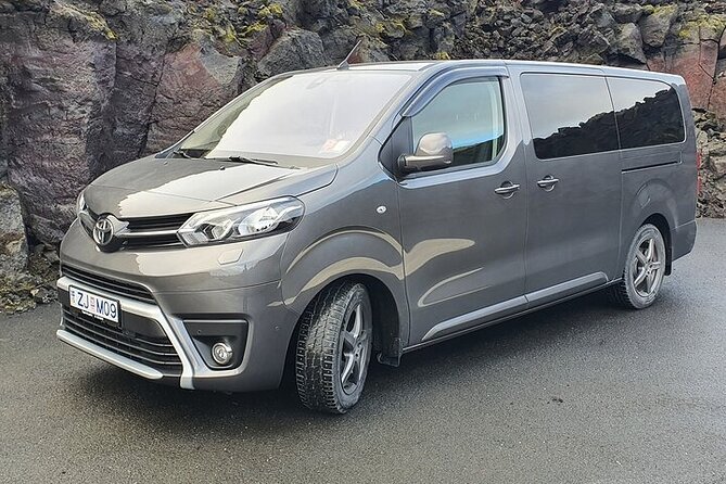 Private Transfer: Reykjavik Cruise Ports to hotels in Reykjavik - The 15-minute ride into Reykjavik