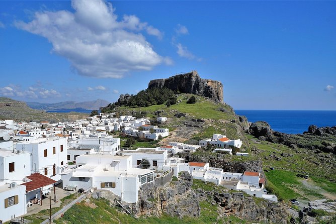 RHODES BEST FIRST IMPRESSION FOR CRUISE SHIP VISITORS - 4 people - Anthony Quinn Bay and the crowded-day warning