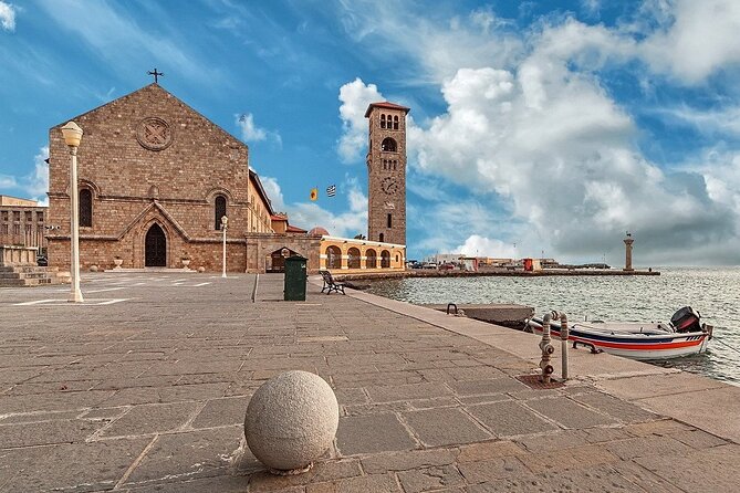 Rhodes, Lindos and Medieval City Guided Tour from Cruise Port - A short pottery, olive oil, and honey stop in Kalathos