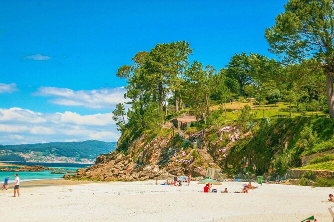 Rias Baixas PRIVATE Shore tour - La Toja, a polished contrast to old Galicia