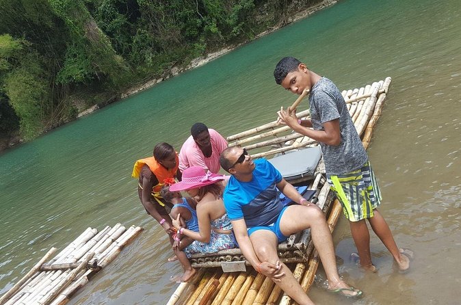 Rio Grande Bamboo Rafting Tour from Port Antonio - The private format and what it changes